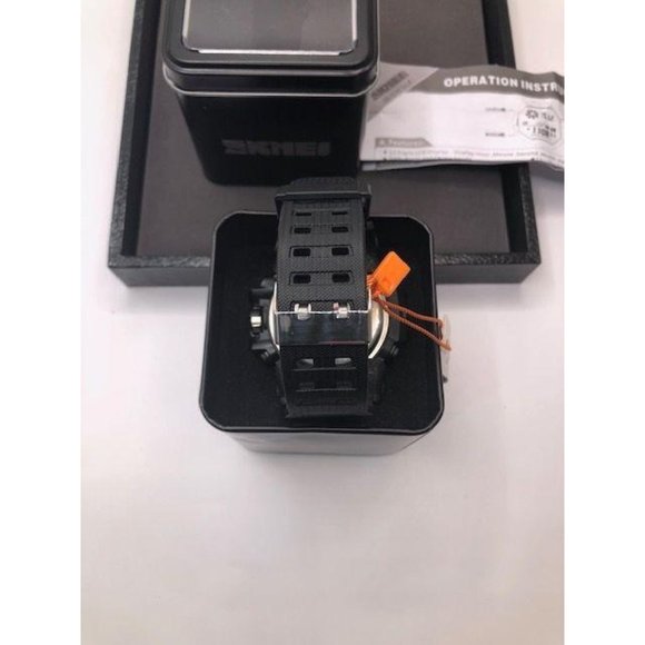 TWO New Watch PLUS Free Pair SUNGLASSES - Picture 4 of 13